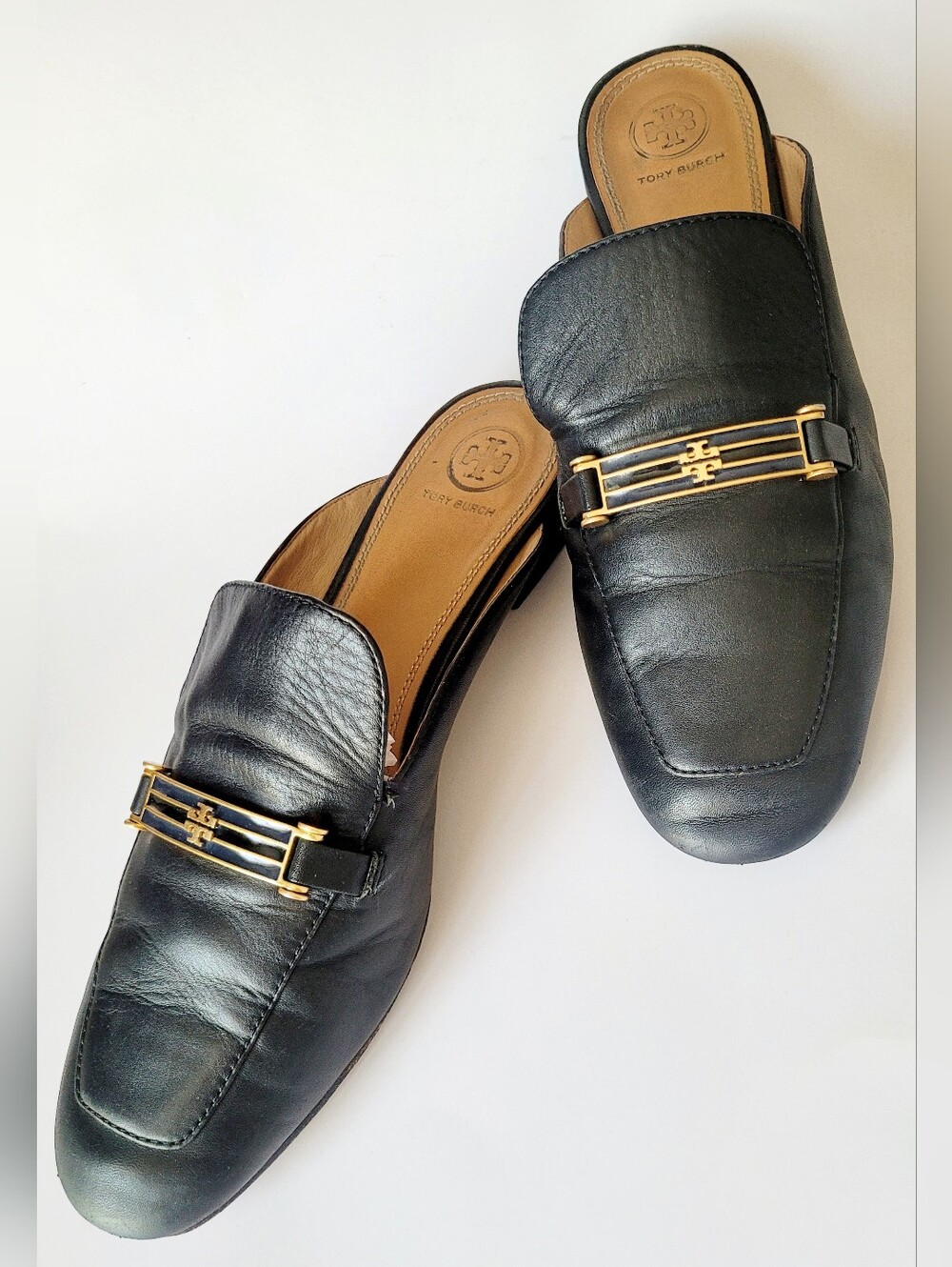 Tory Burch Amelia Calfskin Leather Backless Loafers Gold Logo Hardware Black 9.5 - Picture 3 of 16